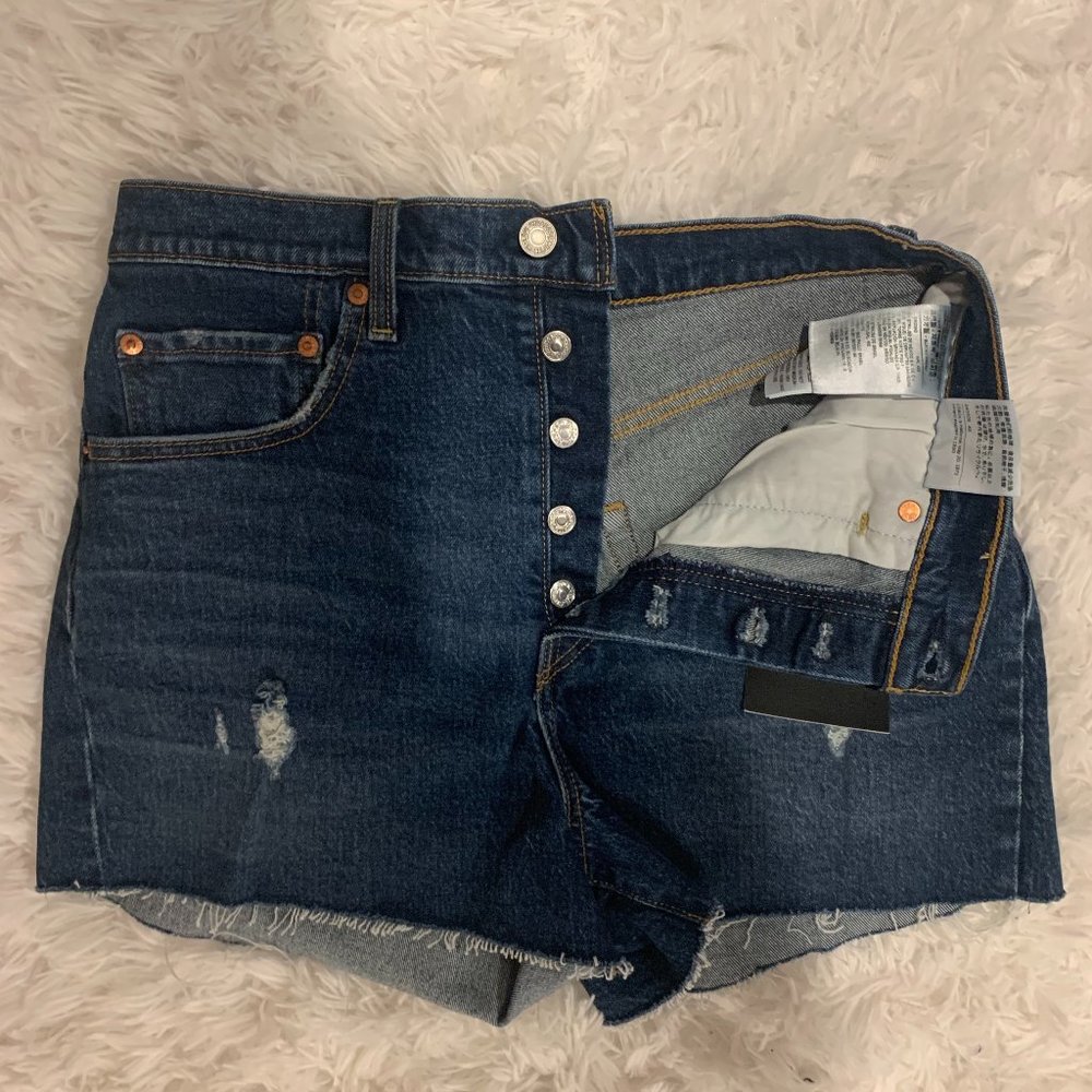 Levis Ribcage Shorts - Picture 3 of 4